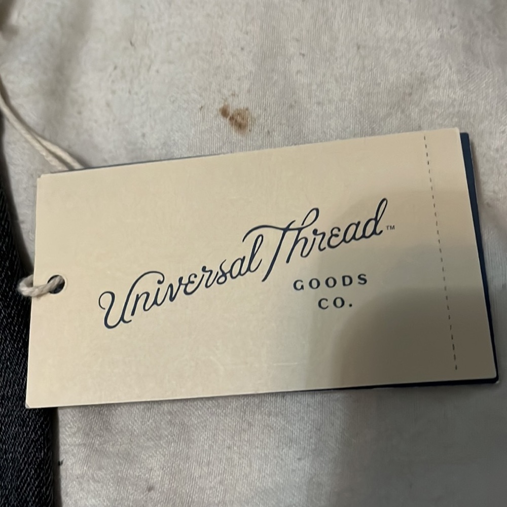 Universal Thread Jeans - Picture 2 of 7